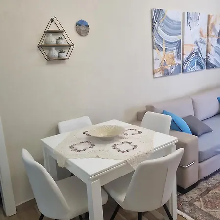 Liam's Luxury Appartement Golem (Tirana)